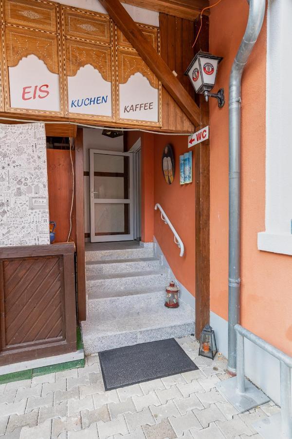 Ferienwohnungen Zum Römer Gau-Odernheim Exterior foto